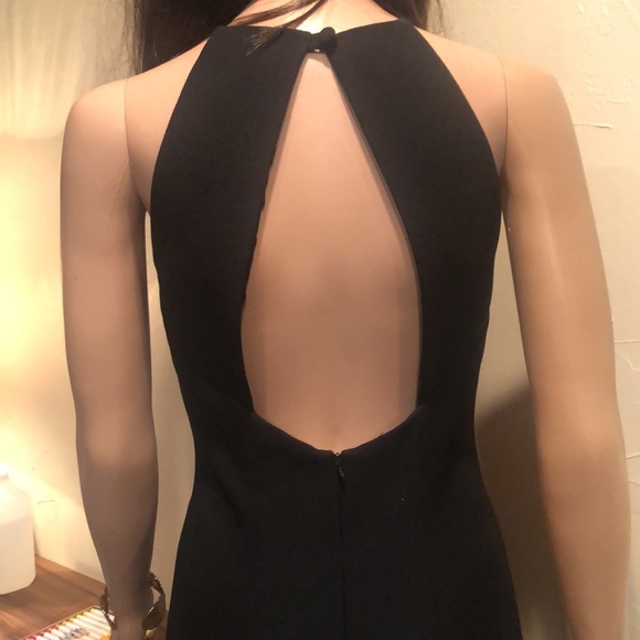 LAUNDRY by Shelli Segal black special occasion dress. Size 6 - Picture 4 of 6